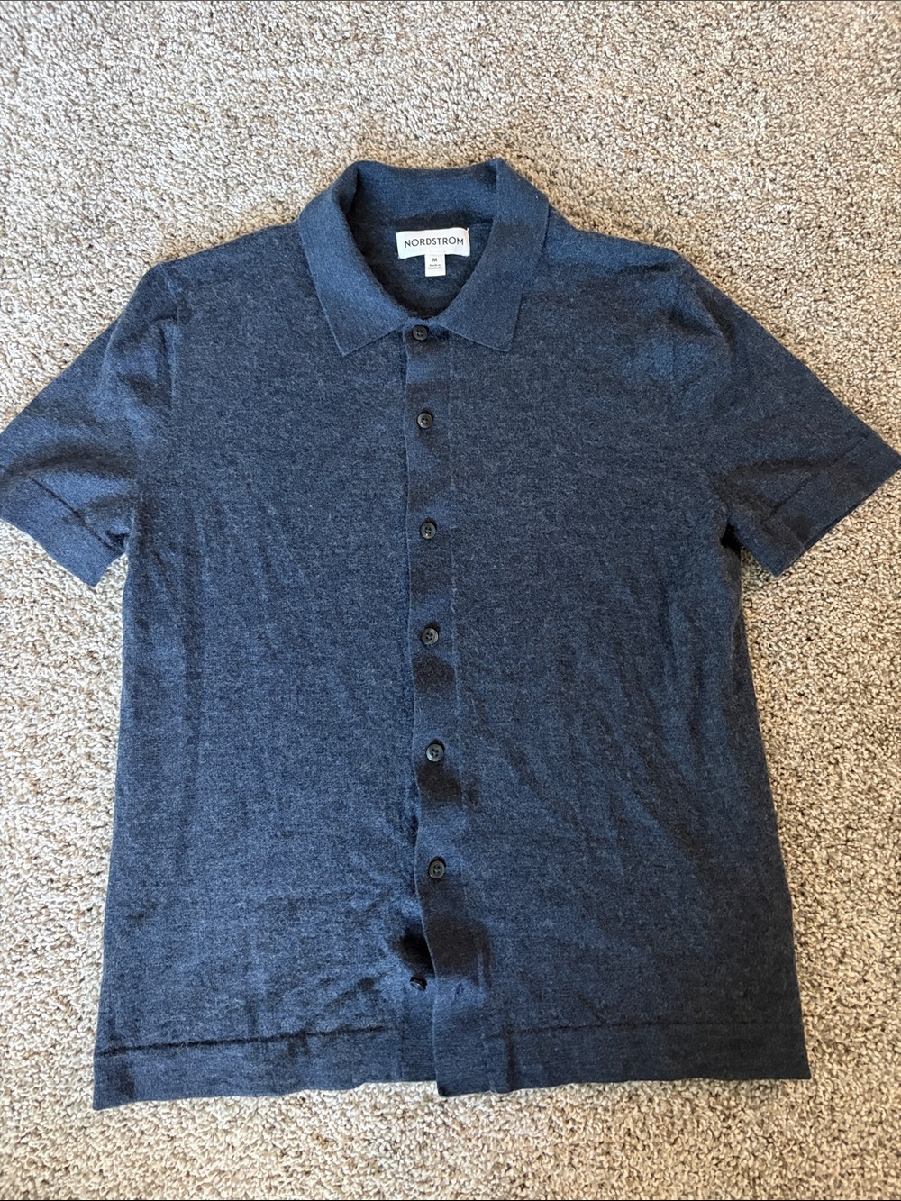 Nordstrom Men’s Button-Front Casual Shirt in Navy Blue LIKE NEW (RUNS SMALL)